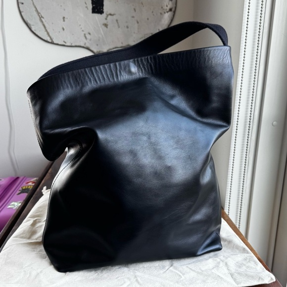 11600 full grain leather shoulder/hobo bag - Picture 2 of 7